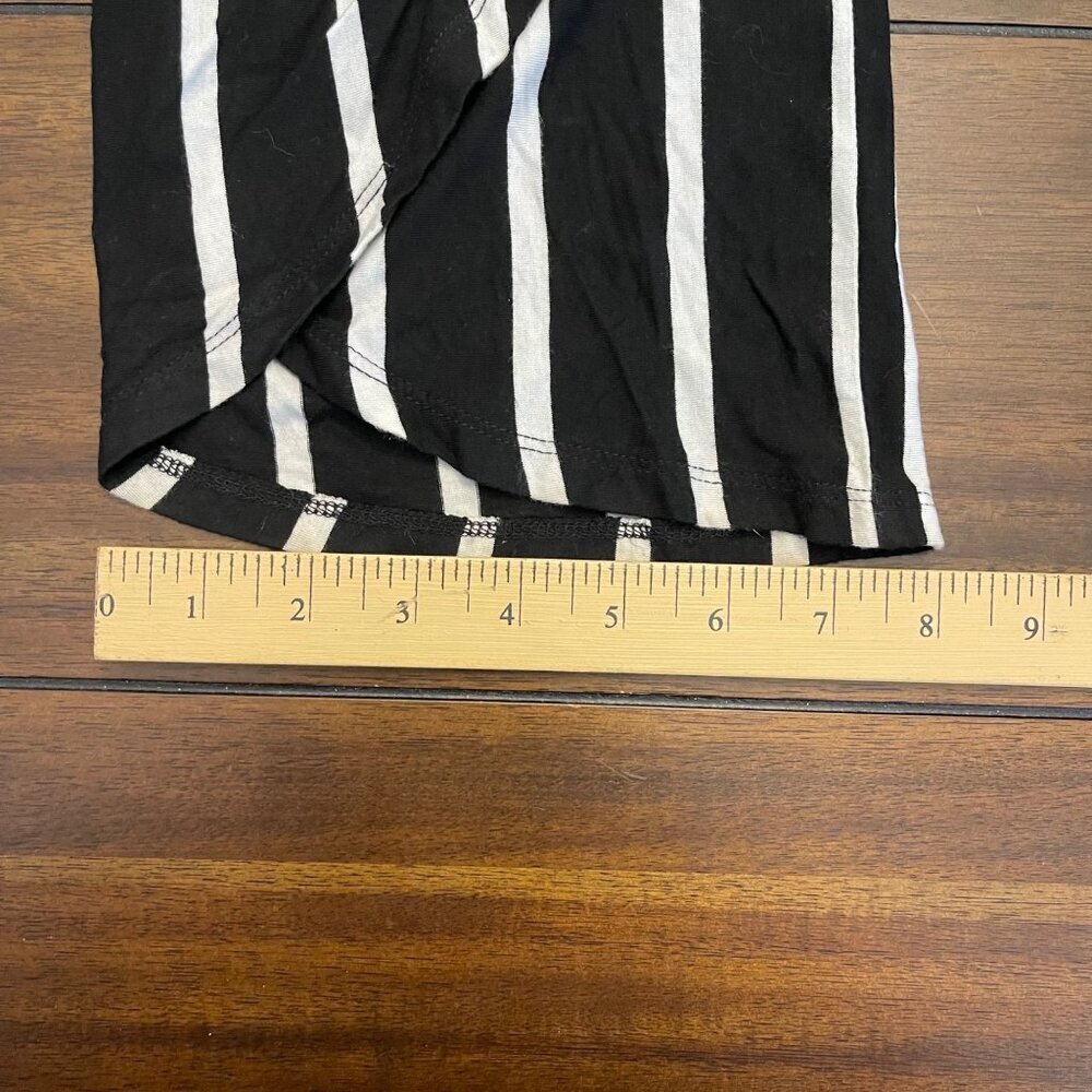 Olivaceous Women's Striped Relaxed Fit Trousers black white  size small - Picture 8 of 12